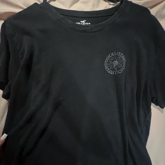 Beachy Tees! Many different shirts, different sizes! - Picture 16 of 16